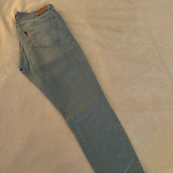 Levis 710 Supper Skinny - Picture 3 of 3
